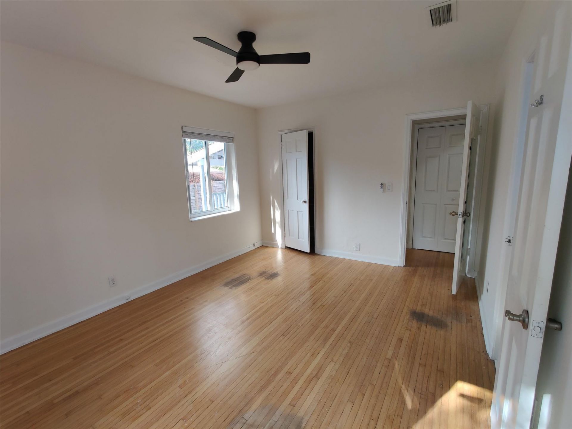 733 NE 18th Avenue, Fort Lauderdale, FL 33304 Photo