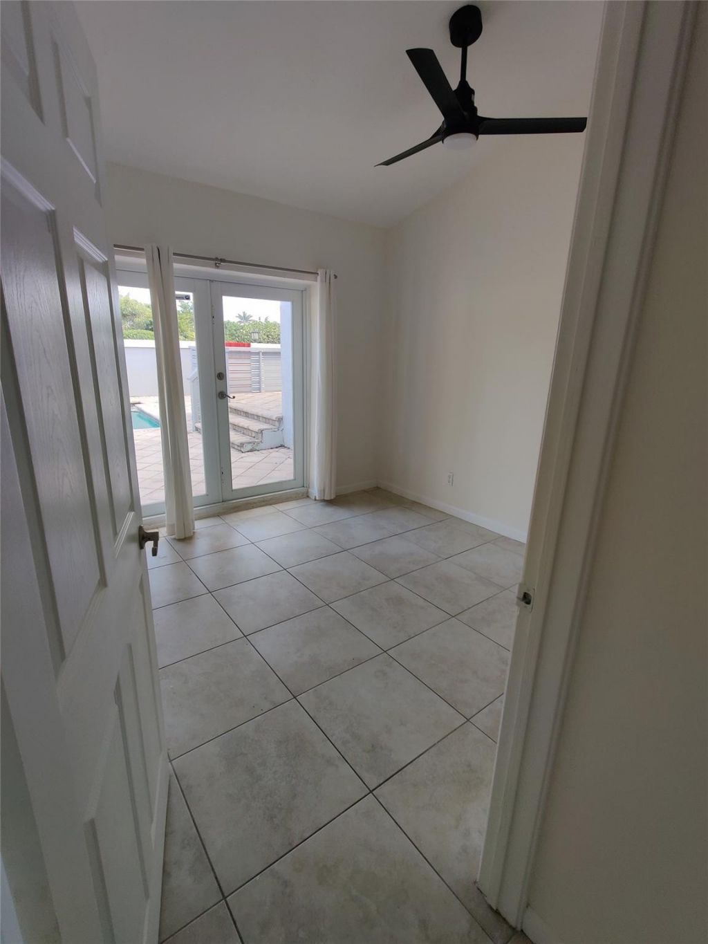 733 NE 18th Avenue, Fort Lauderdale, FL 33304 Photo