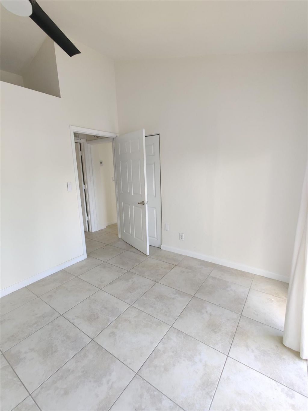 733 NE 18th Avenue, Fort Lauderdale, FL 33304 Photo