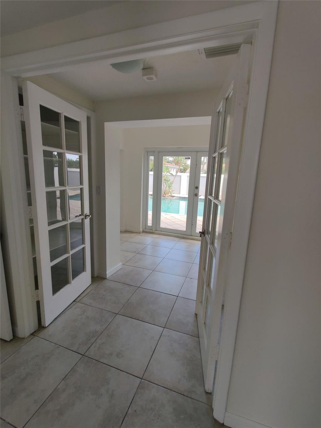 733 NE 18th Avenue, Fort Lauderdale, FL 33304 Photo