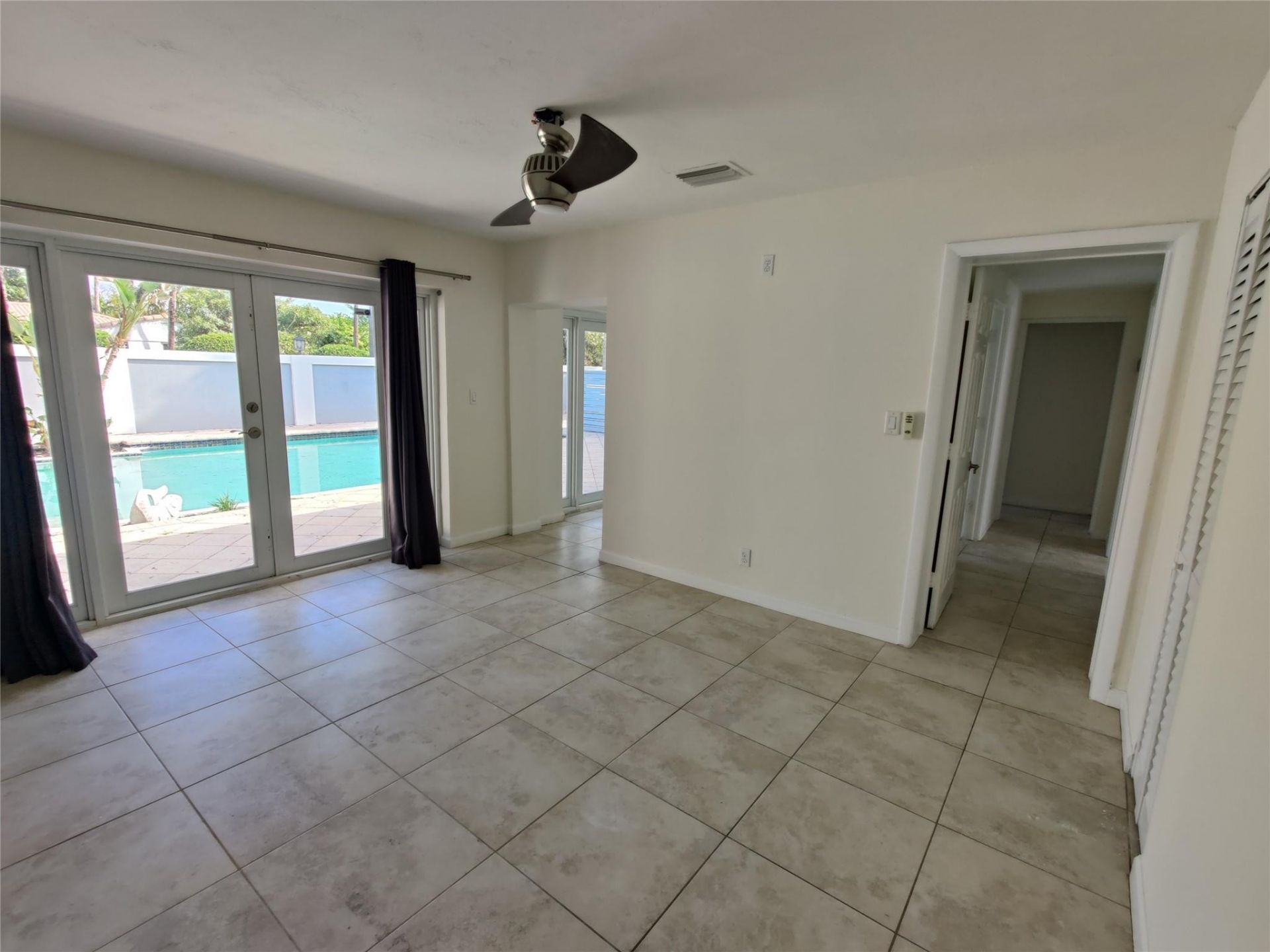 733 NE 18th Avenue, Fort Lauderdale, FL 33304 Photo