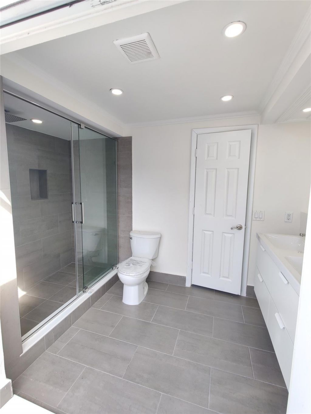 733 NE 18th Avenue, Fort Lauderdale, FL 33304 Photo