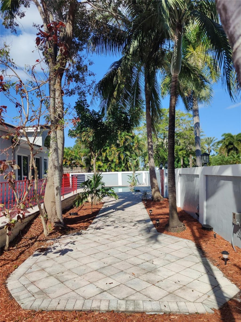 733 NE 18th Avenue, Fort Lauderdale, FL 33304 Photo