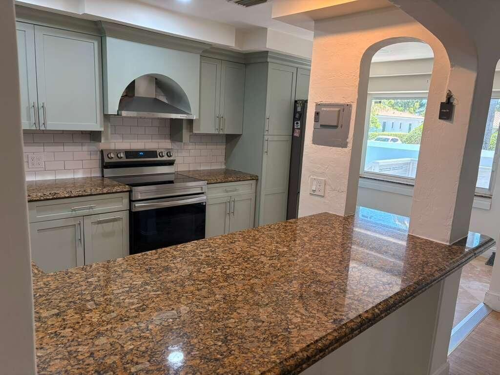 733 NE 18th Avenue, Fort Lauderdale, FL 33304 Photo