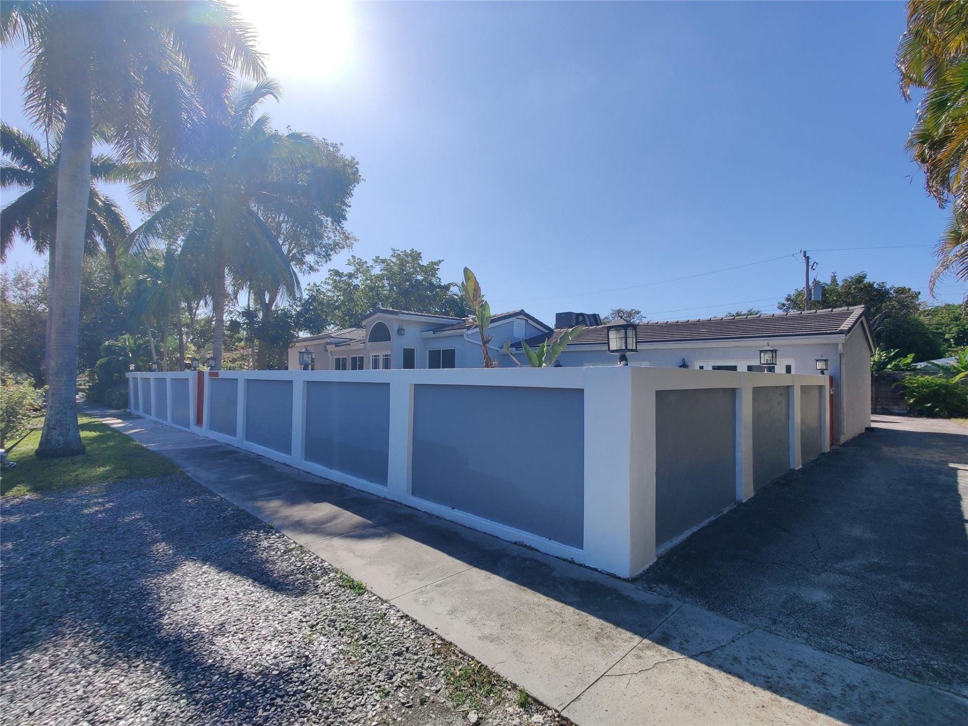733 NE 18th Avenue, Fort Lauderdale, FL 33304 Photo
