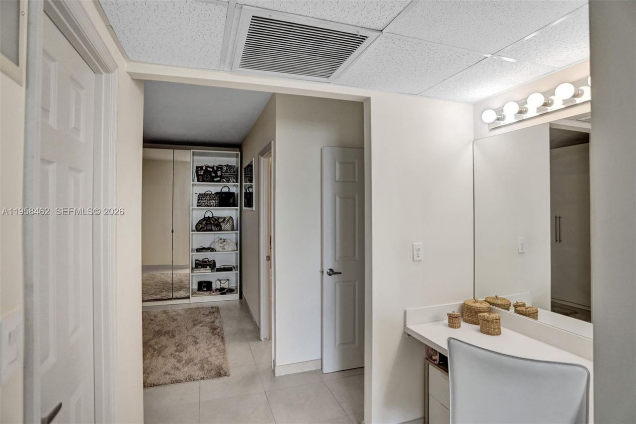 19390 Collins Ave, Unit 302A, Sunny Isles Beach, FL 33160 Photo