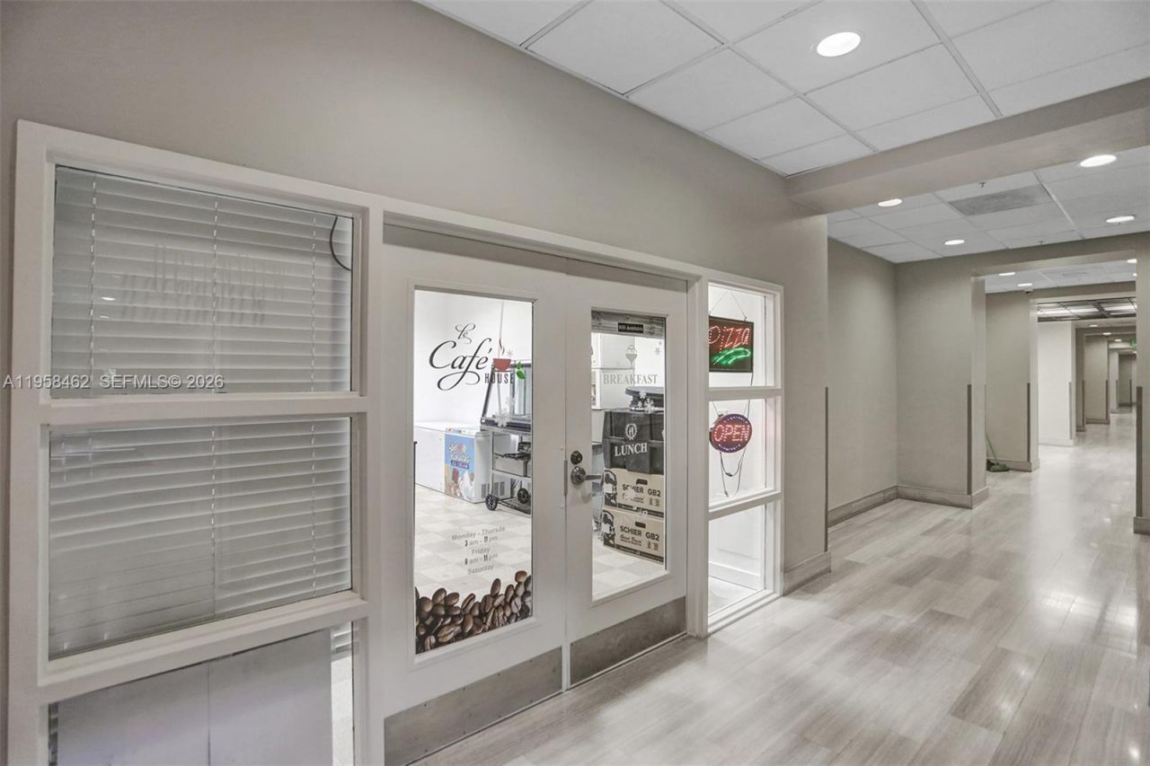 19390 Collins Ave, Unit 302A, Sunny Isles Beach, FL 33160 Photo