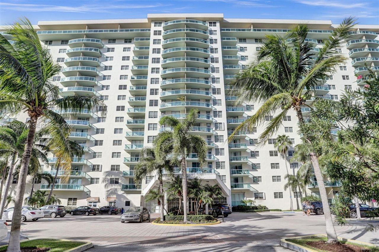 19390 Collins Ave, Unit 302A, Sunny Isles Beach, FL 33160 Photo