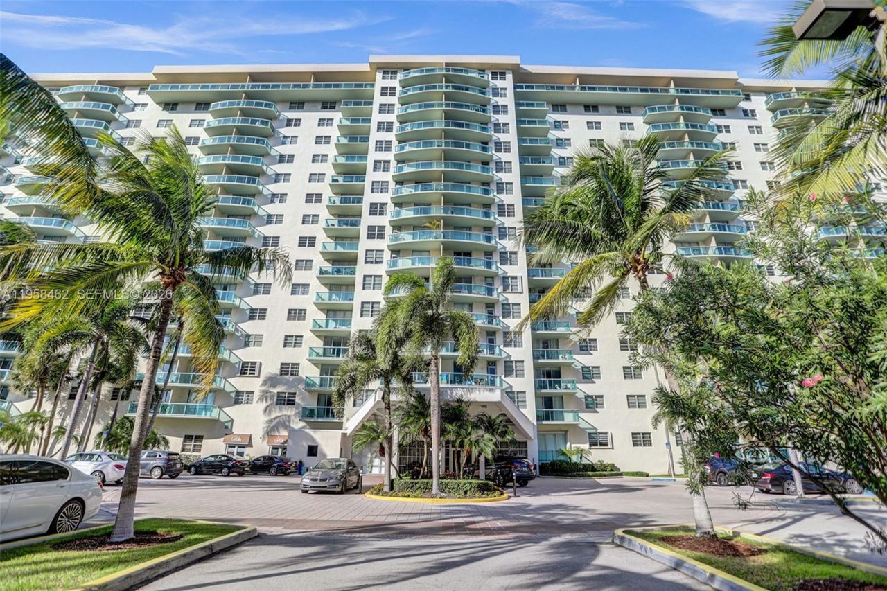 19390 Collins Ave, Unit 302A, Sunny Isles Beach, FL 33160 Photo