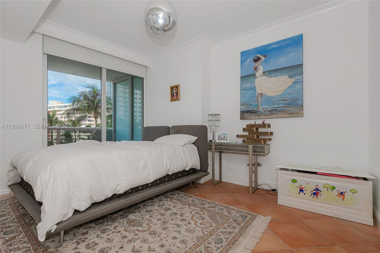 1850 S Ocean Dr, Unit 408, Hallandale Beach, FL 33009 Photo