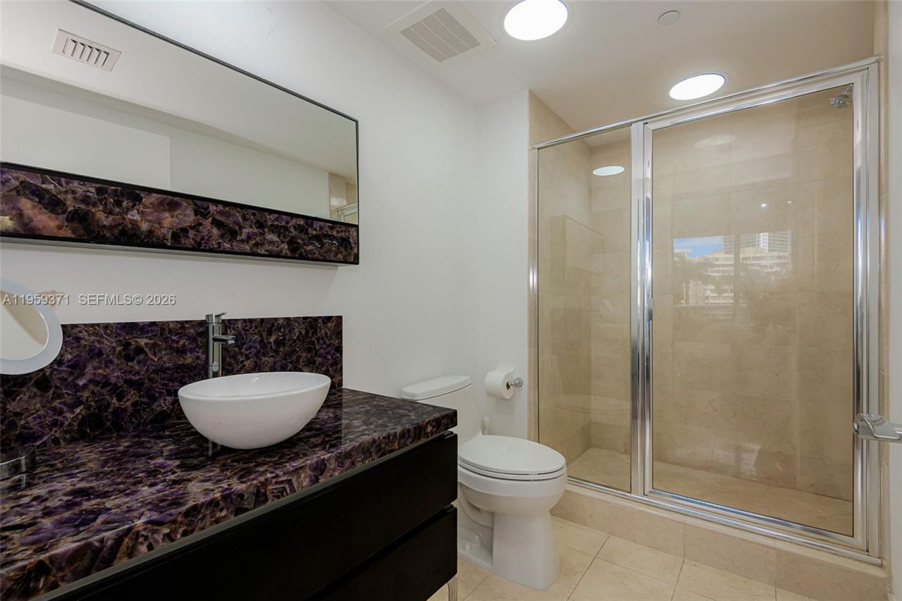 1850 S Ocean Dr, Unit 408, Hallandale Beach, FL 33009 Photo
