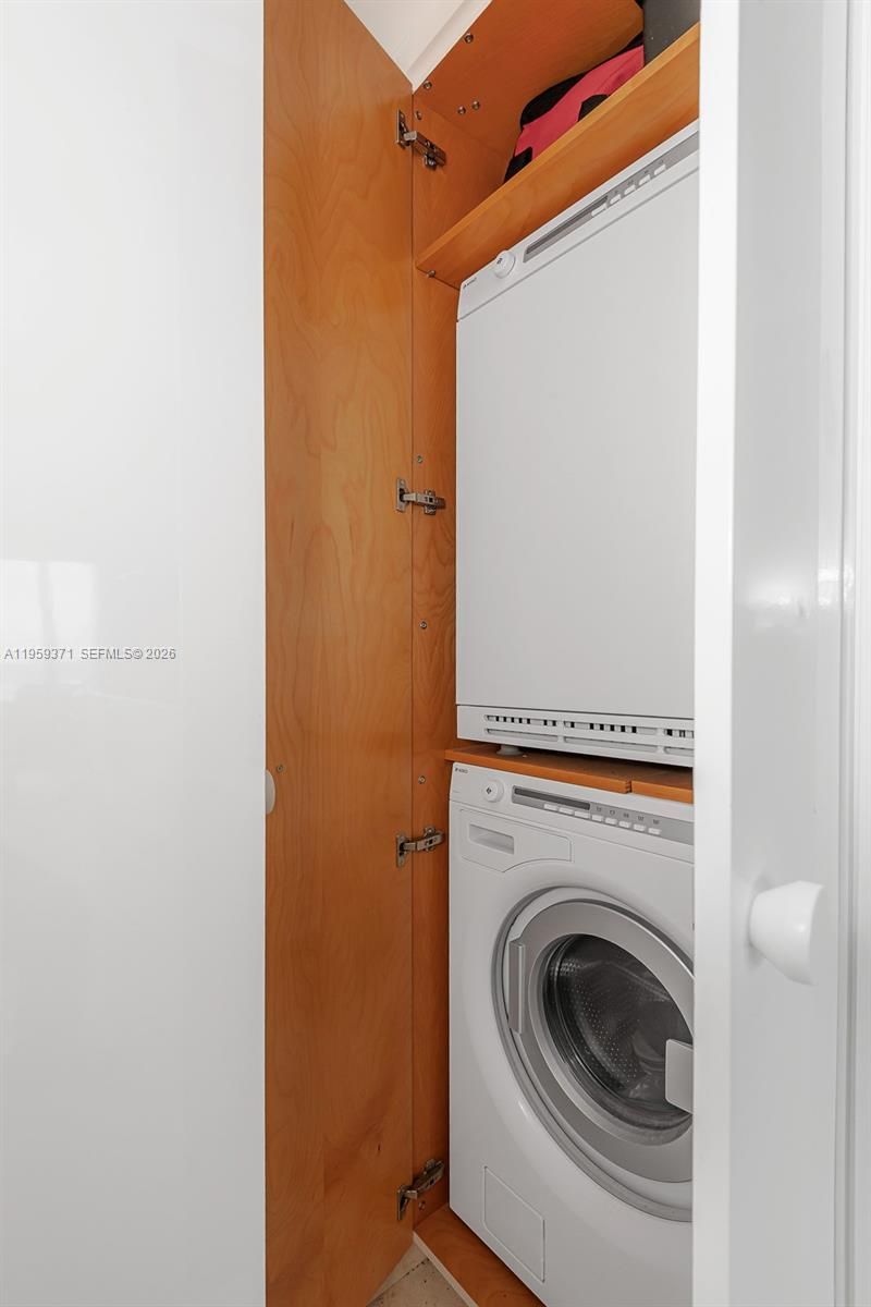 1850 S Ocean Dr , Unit 408, Hallandale Beach, FL 33009 Photo