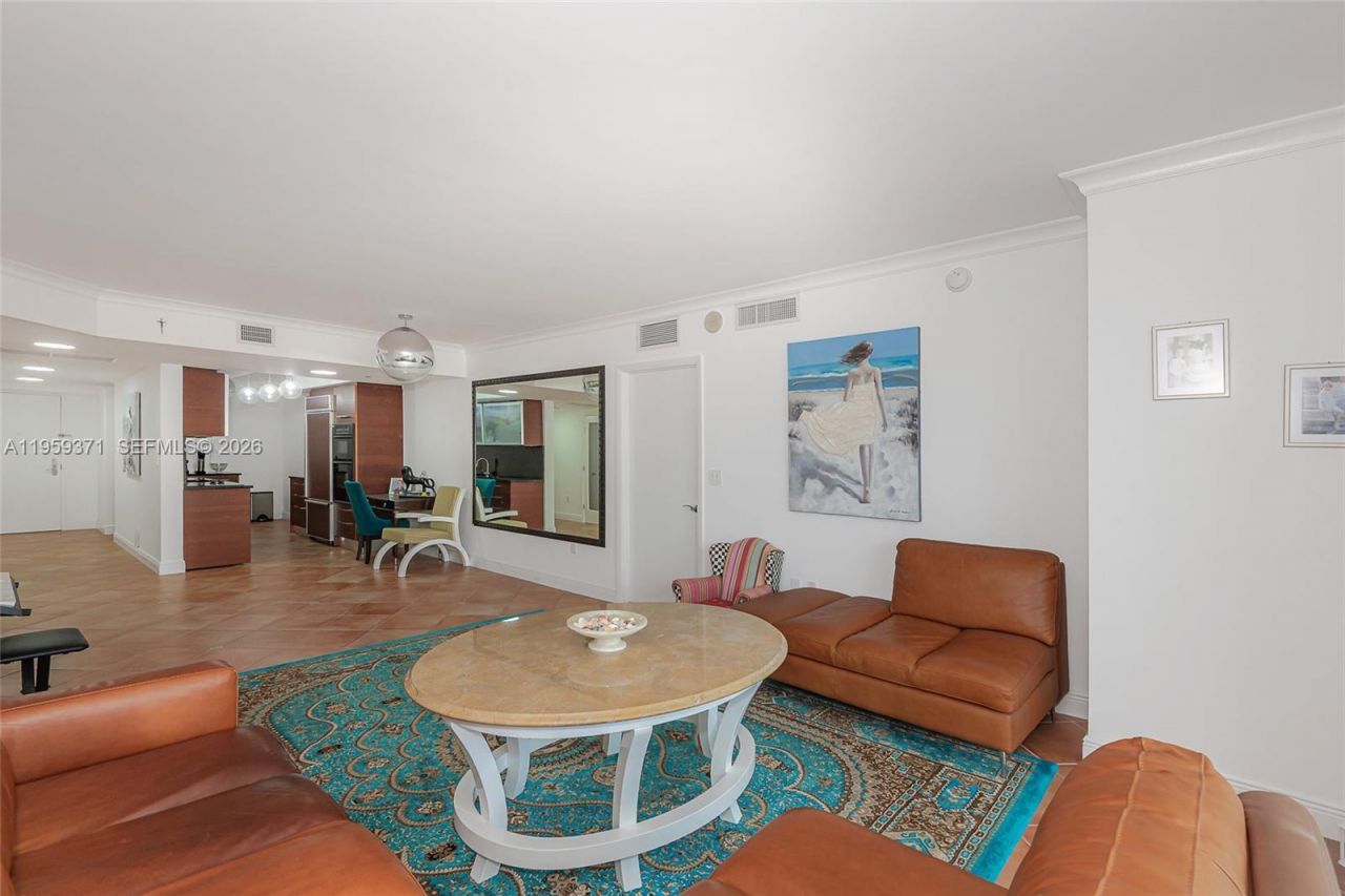 1850 S Ocean Dr, Unit 408, Hallandale Beach, FL 33009 Photo