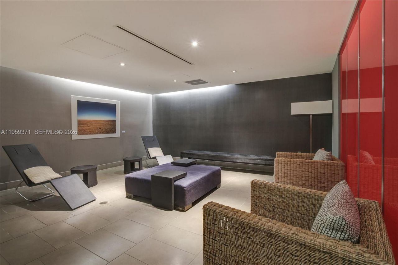 1850 S Ocean Dr, Unit 408, Hallandale Beach, FL 33009 Photo