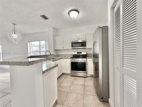 12161 SW 4th St , Unit 1, Pembroke Pines, FL 33025