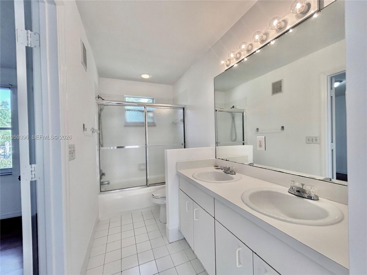 12161 SW 4th St, Unit 1, Pembroke Pines, FL 33025 Photo