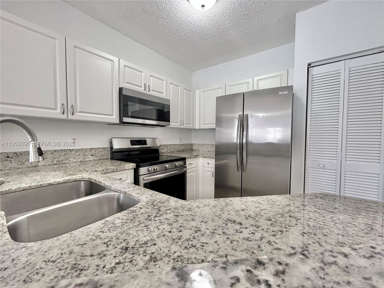 12161 SW 4th St, Unit 1, Pembroke Pines, FL 33025 Photo