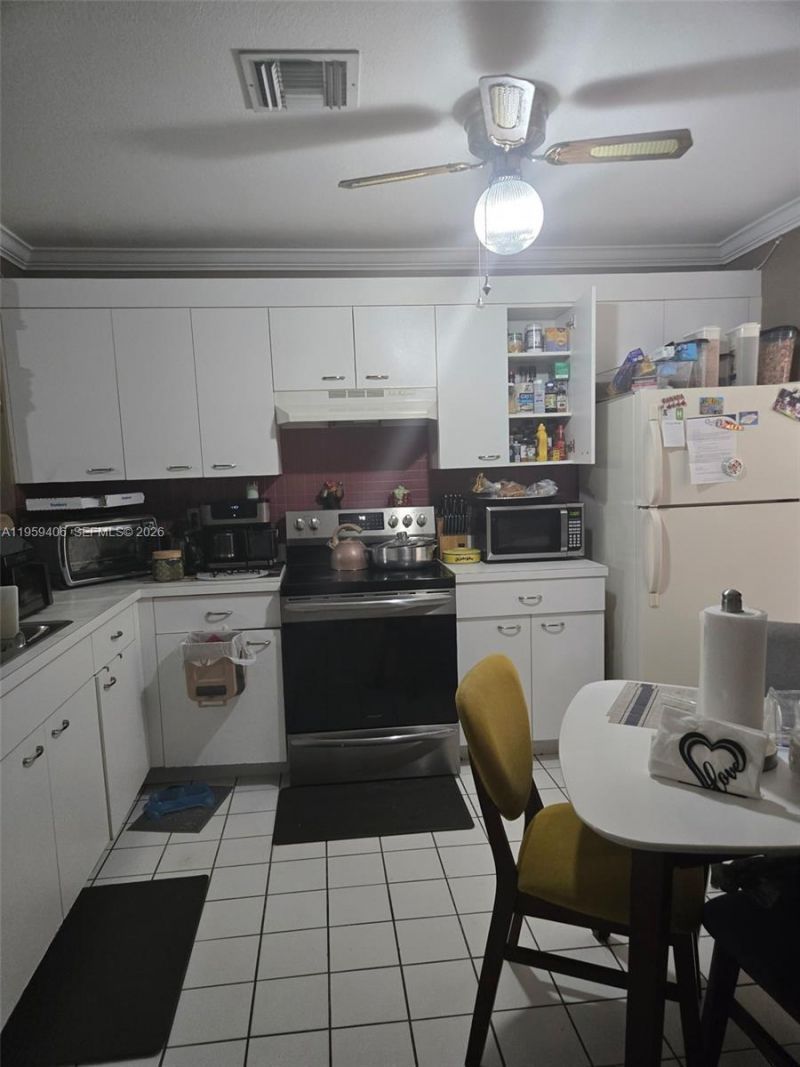 4925 W Lakes Dr, Deerfield Beach, FL 33442 Photo