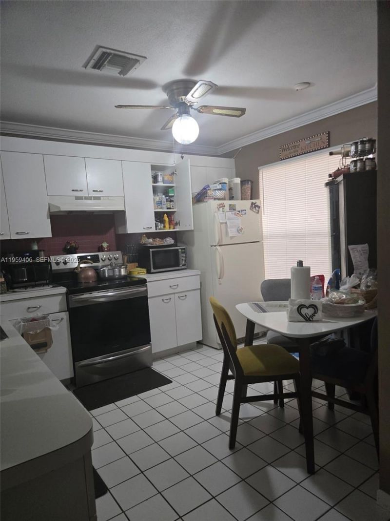 4925 W Lakes Dr, Deerfield Beach, FL 33442 Photo