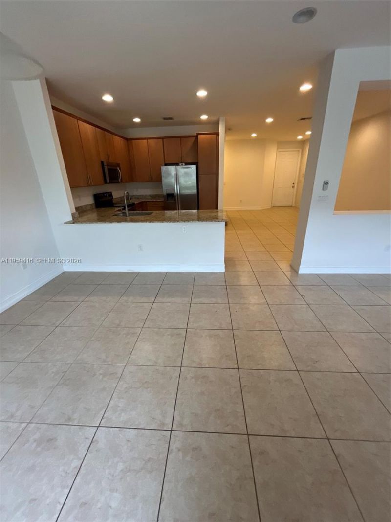 104 E Riverwalk Cir E, Unit 104, Plantation, FL 33325 Main Photo