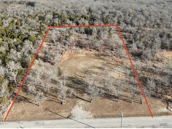 385 Hilltop Drive, Mineral Wells, TX 76067