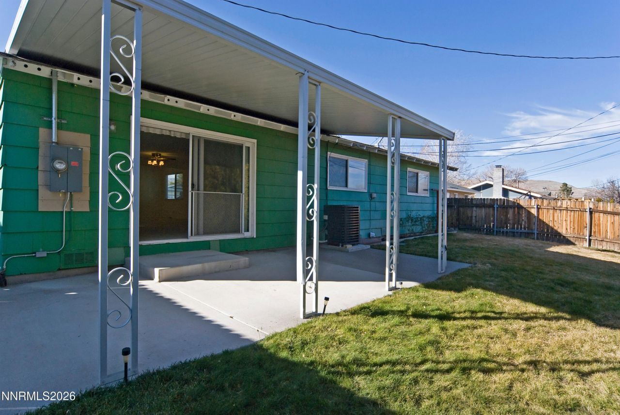 664 James Lane, Reno, NV 89503 Photo