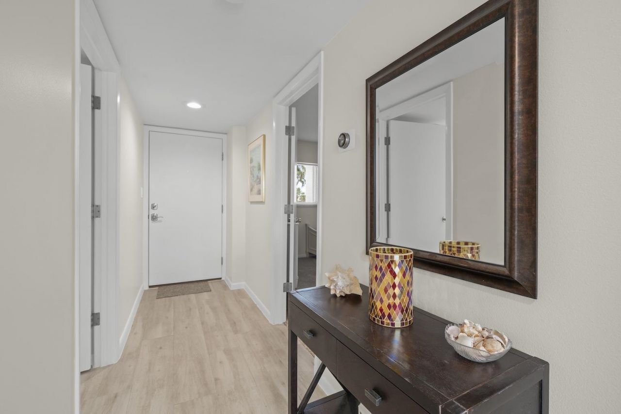 2265 W Gulf Dr, Unit 210F, Sanibel, FL 33957 Photo