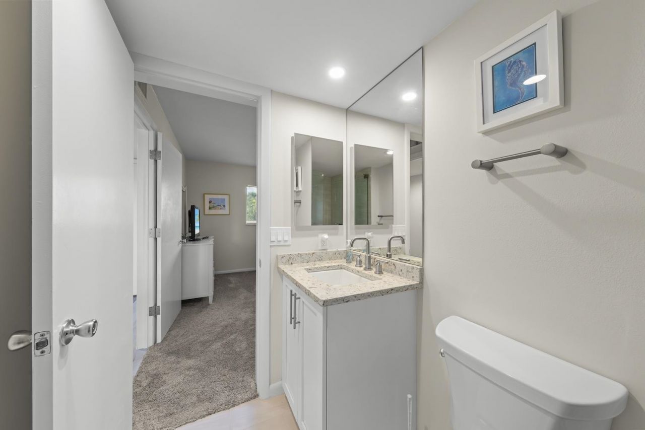 2265 W Gulf Dr, Unit 210F, Sanibel, FL 33957 Photo