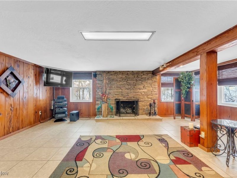 8556 Brecksville Road, Brecksville, OH 44141 Photo 21