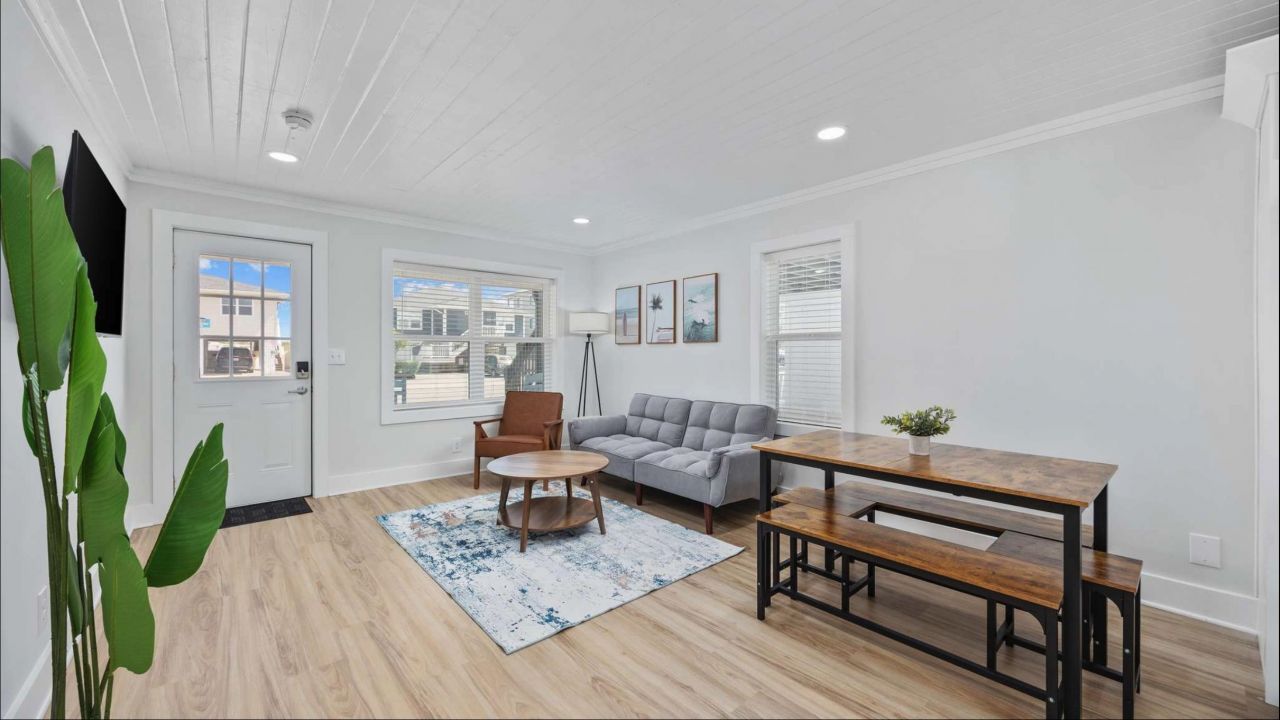 4501 N Ocean Blvd. Photo 8