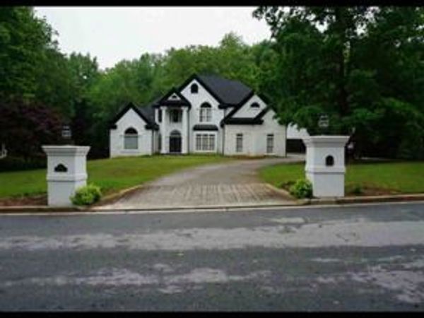 2173 Spencers Way, Stone Mountain, GA 30087