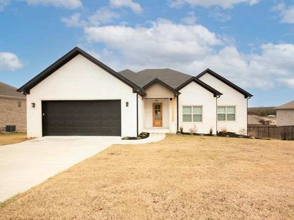 1593 Vista Drive, Cabot, AR 72023
