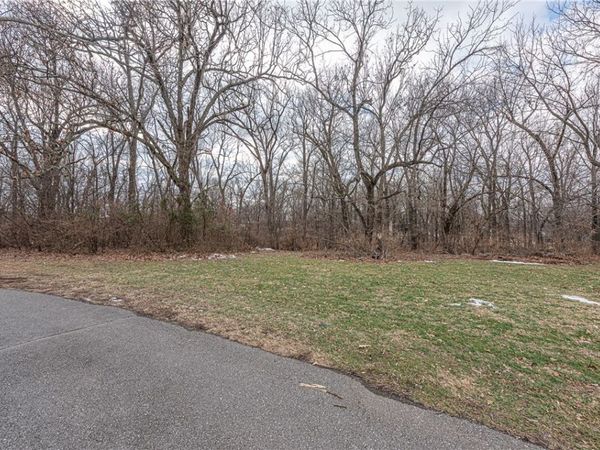 5058 Tall Pine Circle, Springdale, AR 72762