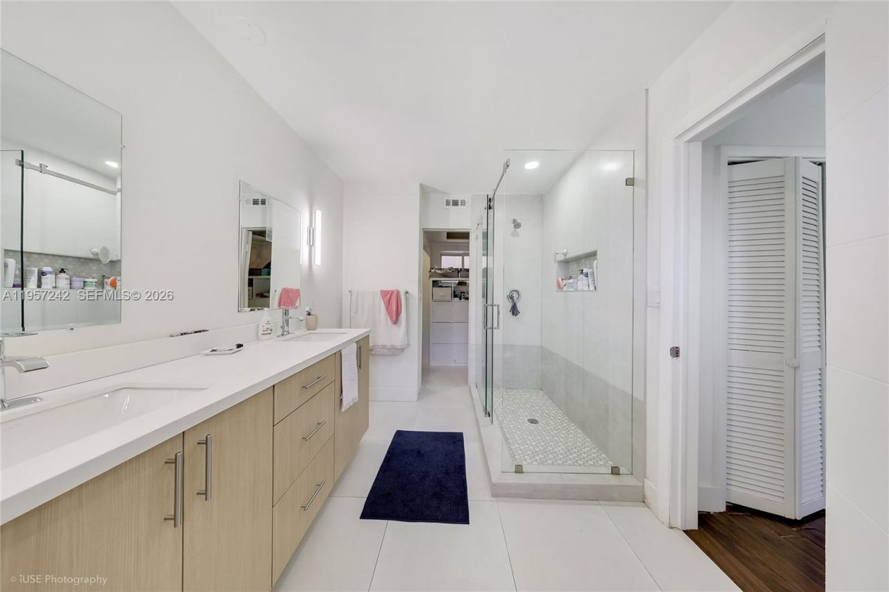 Please Call For Address, Key Biscayne, FL 33149 Photo