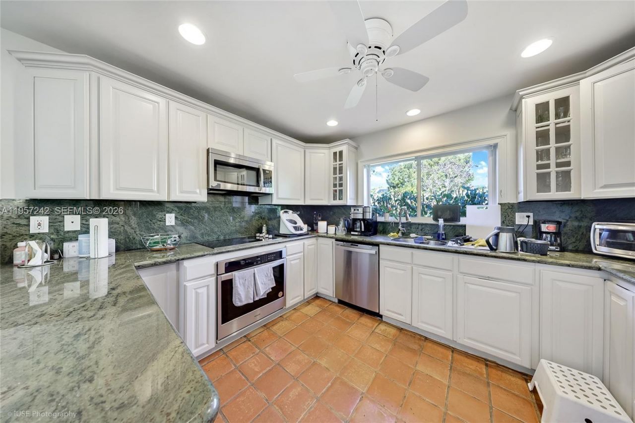 Please Call For Address, Key Biscayne, FL 33149 Photo