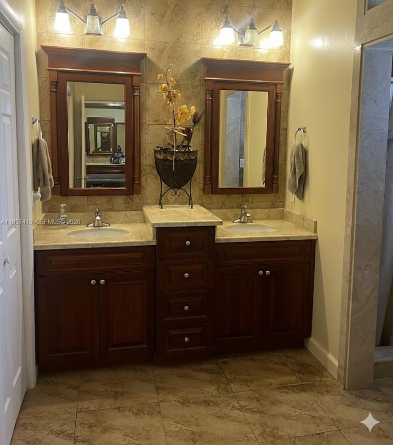 1320 NW 161st Ave, Pembroke Pines, FL 33028 Photo