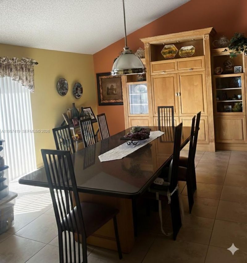 1320 NW 161st Ave, Pembroke Pines, FL 33028 Photo