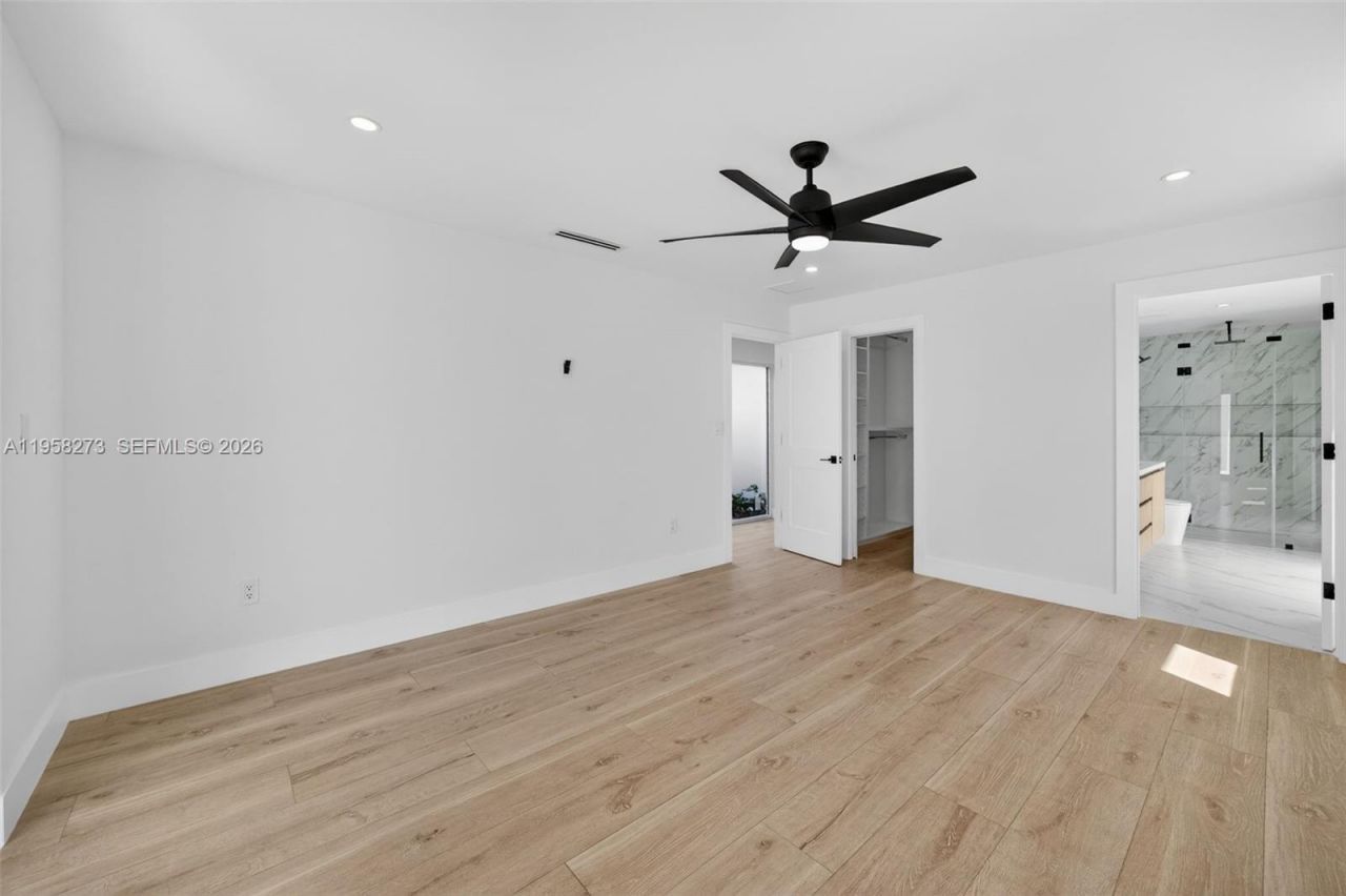 10380 SW 56th Ter, Miami, FL 33173 Photo