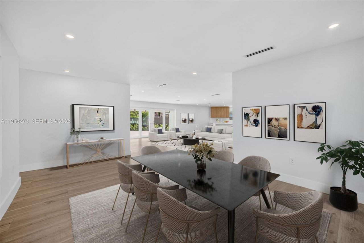 10380 SW 56th Ter, Miami, FL 33173 Photo