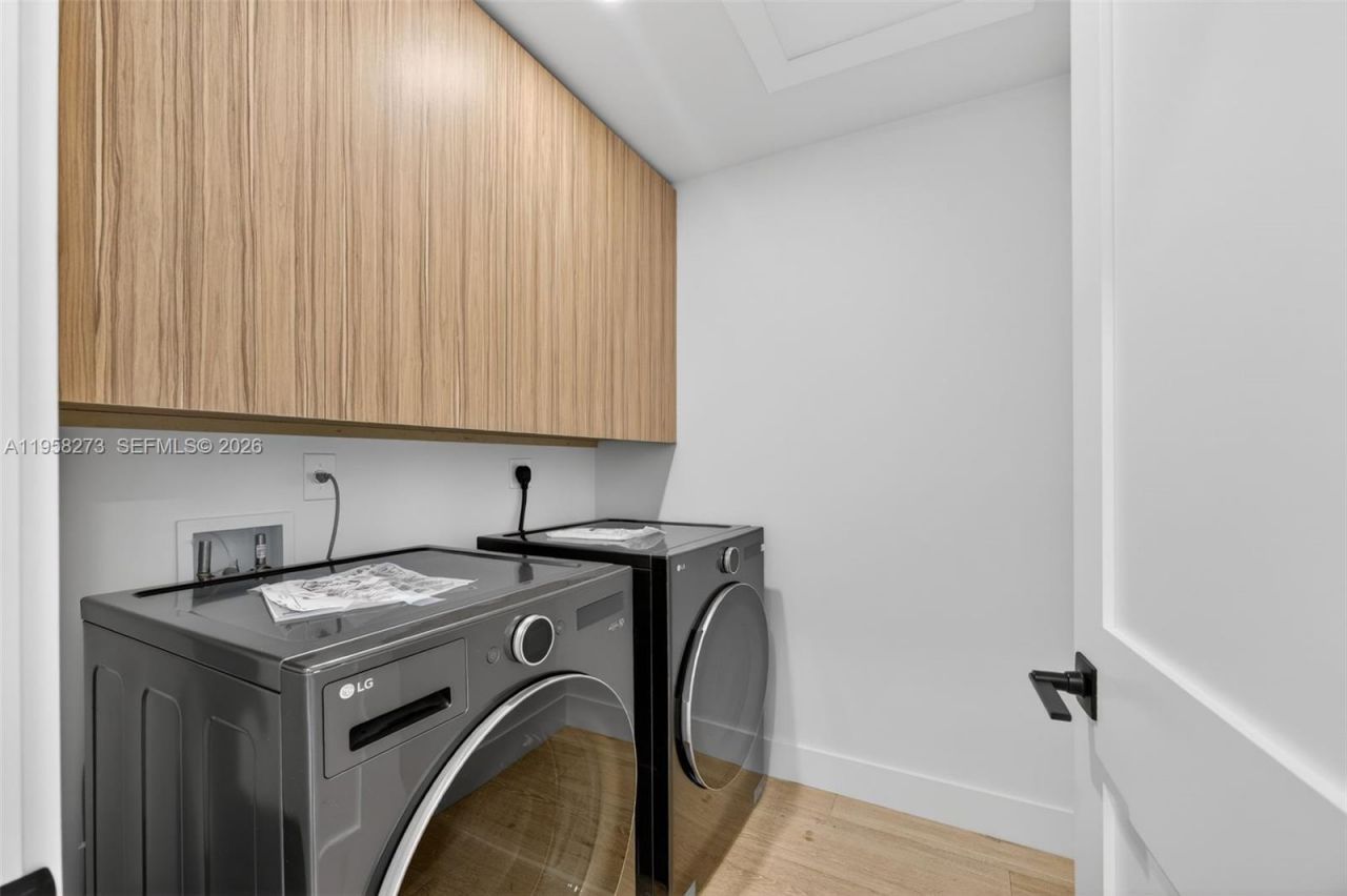 10380 SW 56th Ter, Miami, FL 33173 Photo