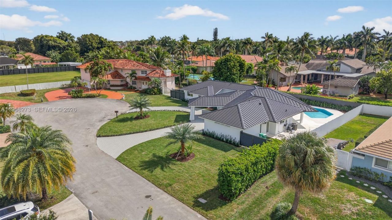 10380 SW 56th Ter, Miami, FL 33173 Photo