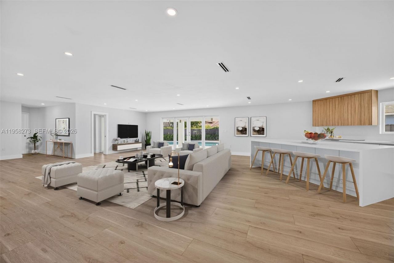 10380 SW 56th Ter, Miami, FL 33173 Photo