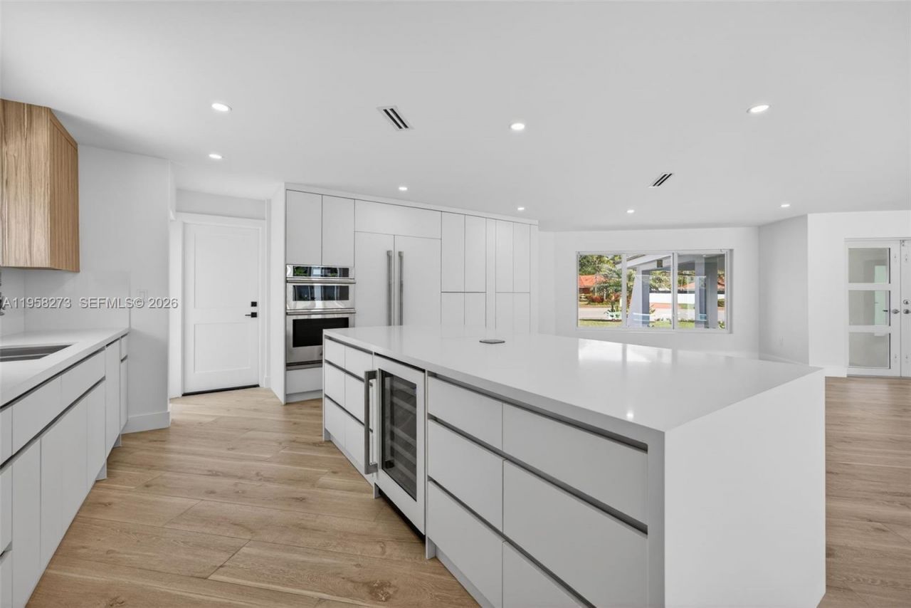 10380 SW 56th Ter, Miami, FL 33173 Photo