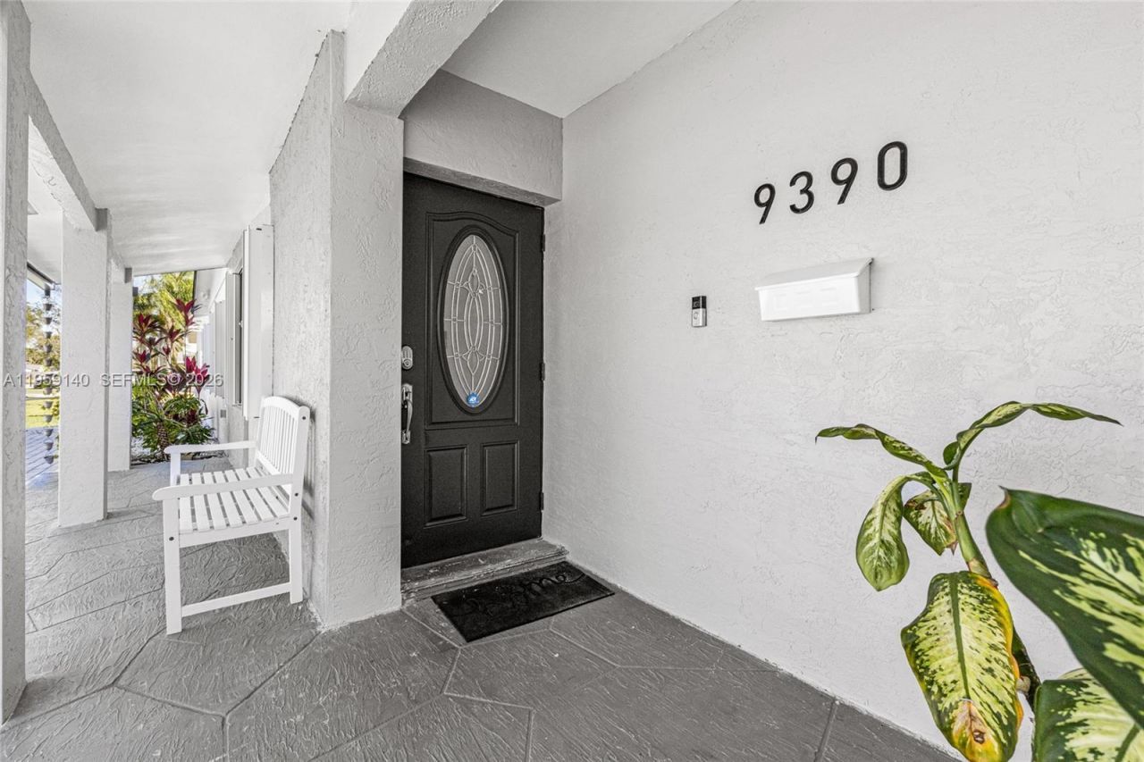 9390 SW 190th St, Cutler Bay, FL 33157 Photo