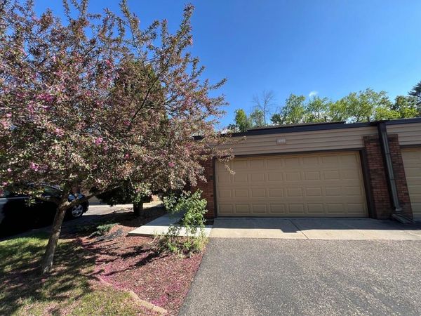 4801 Spring Circle, Minnetonka, MN 55345