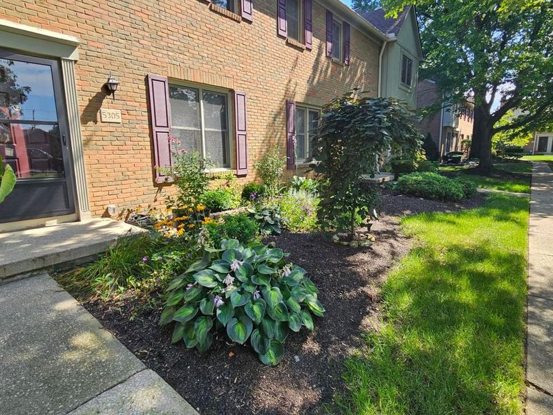 5305 Berrywood Drive, Columbus, OH 43220 Photo 8