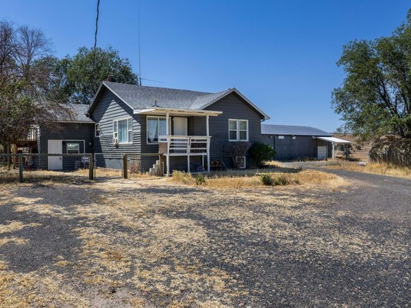 4308 NE Collins Drive, Madras, OR 97741