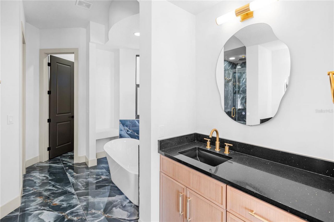 567 Baywood Drive S, Dunedin, FL 34698 Photo