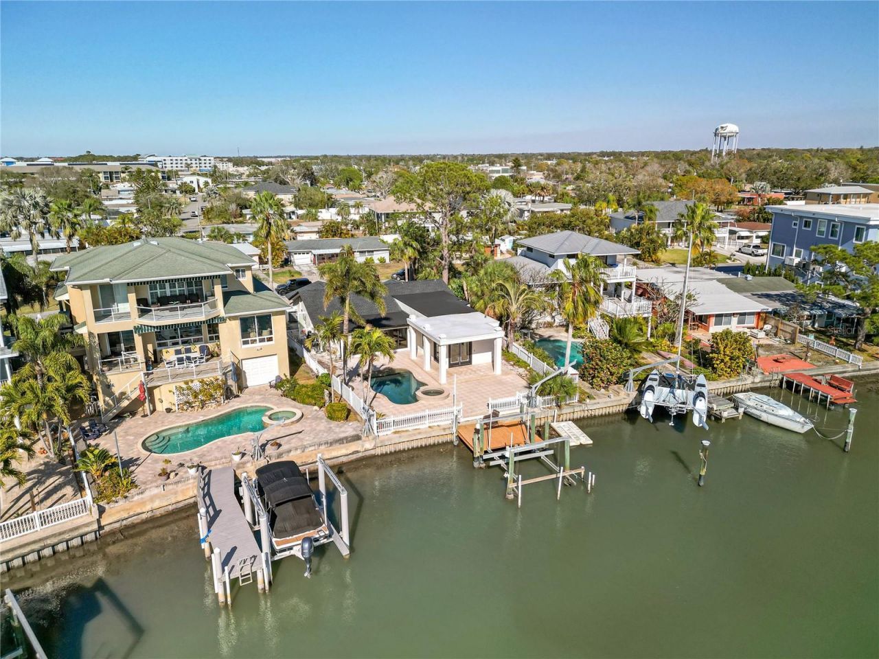 567 Baywood Drive S, Dunedin, FL 34698 Photo