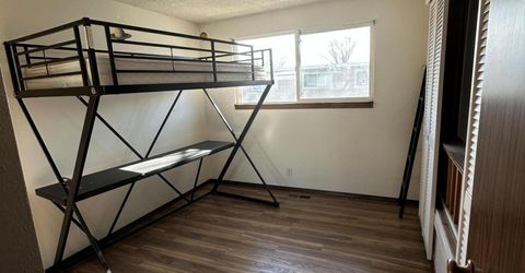 2295 Rock Boulevard, Sparks, NV 89431 Photo